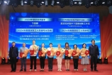 【聚力同行 共啟新程】我司參加嘉定區(qū)華亭“五一”“五四”主題慶?；顒?dòng)，并以區(qū)級(jí)榮譽(yù)獲得者登臺(tái)領(lǐng)獎(jiǎng)